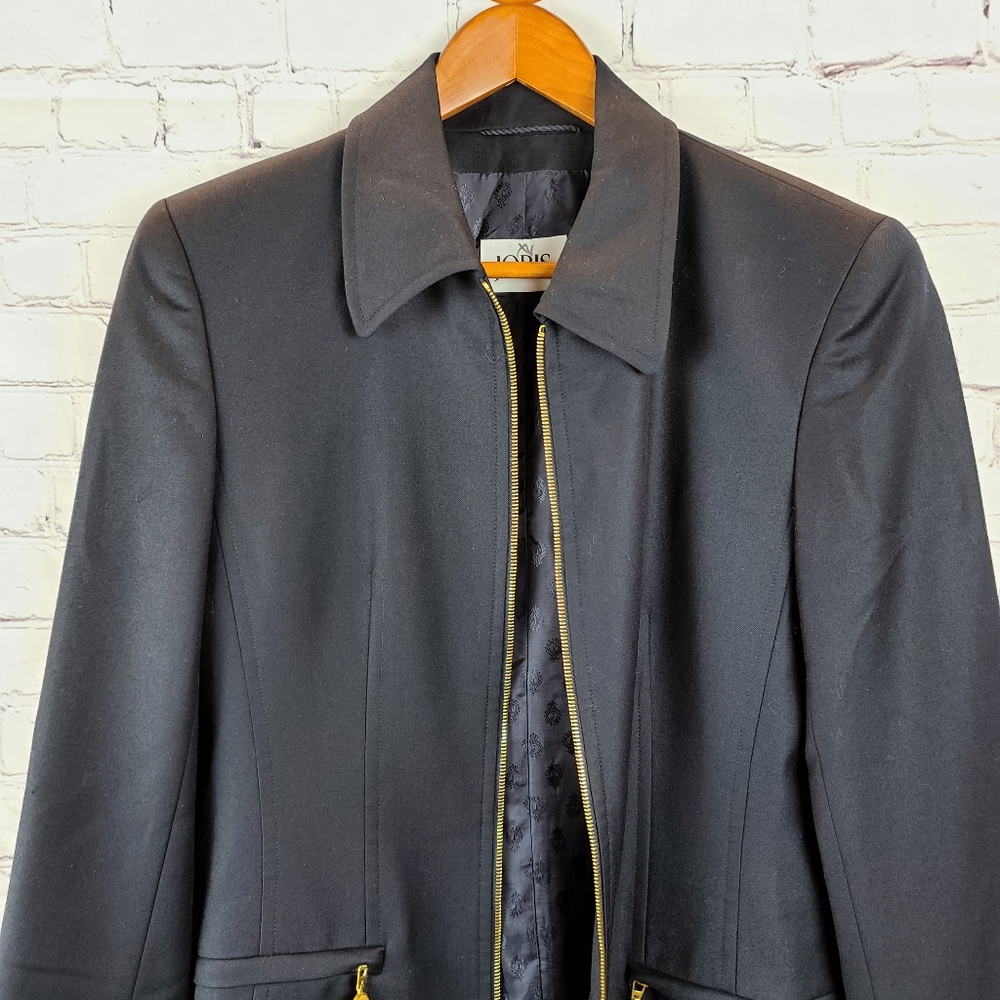Jobis zippered wool blazer.